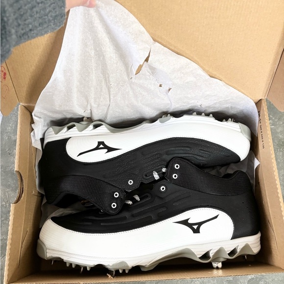Mizuno Men's Ambition 3 Mid 9-Spike Baseball Cleats size 15 men’s new black - Picture 3 of 8